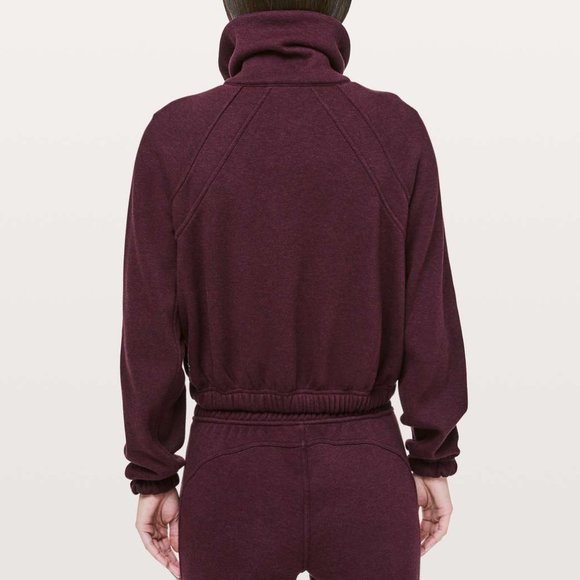 Women's Lululemon Cropped Full-Zip Plush Times Fleece Jacket - Picture 7 of 16